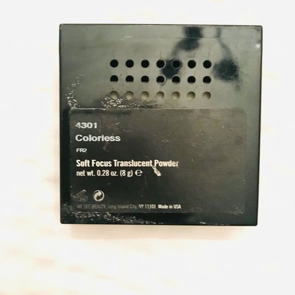 MAKE Colourless Translucent Soft Powder - Picture 5 of 6